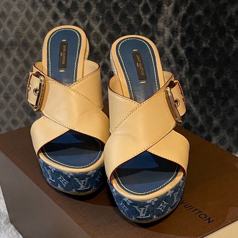 💙 Louis Vuitton Vachetta and Denim Espadrille Wedge Heels 💙